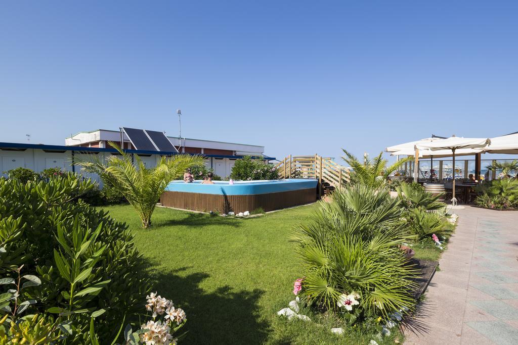 Hotel Acapulco Milano Marittima Exterior photo